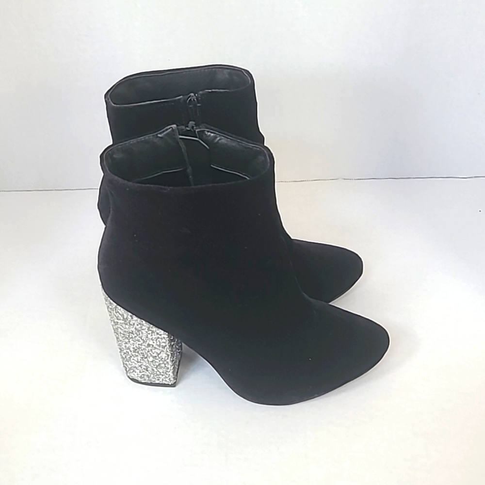 Pre-Loved Justfab Black Velvet Boots/ Shoes with Sparkly Chunky Heel  Size 7.5